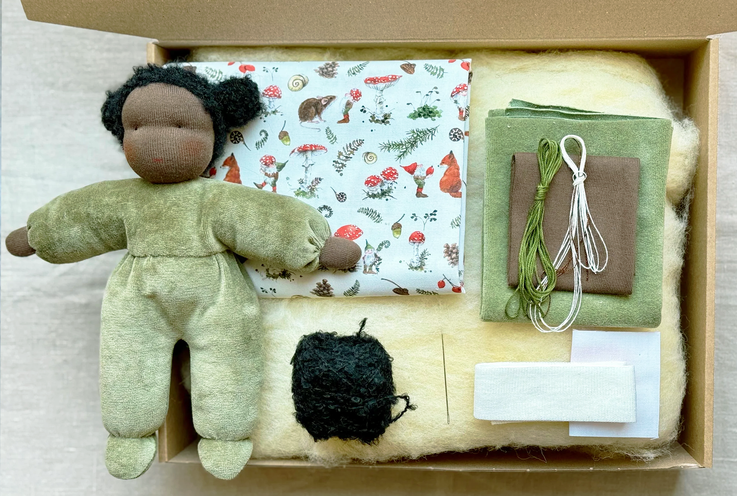 DIY kit MAXI Cuddly Doll with Black Hair - INCLUDING THE BOOK!